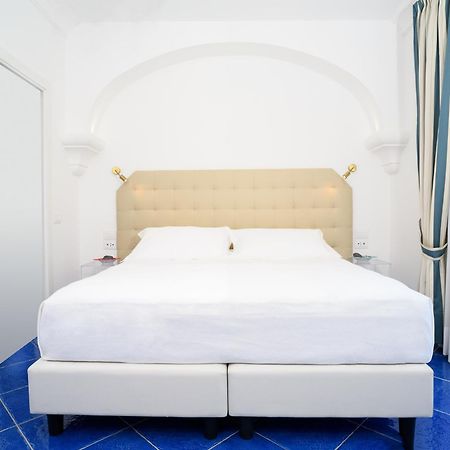La Casa Di Paolo Casa Di Charme Hotel Marina di Camerota Buitenkant foto