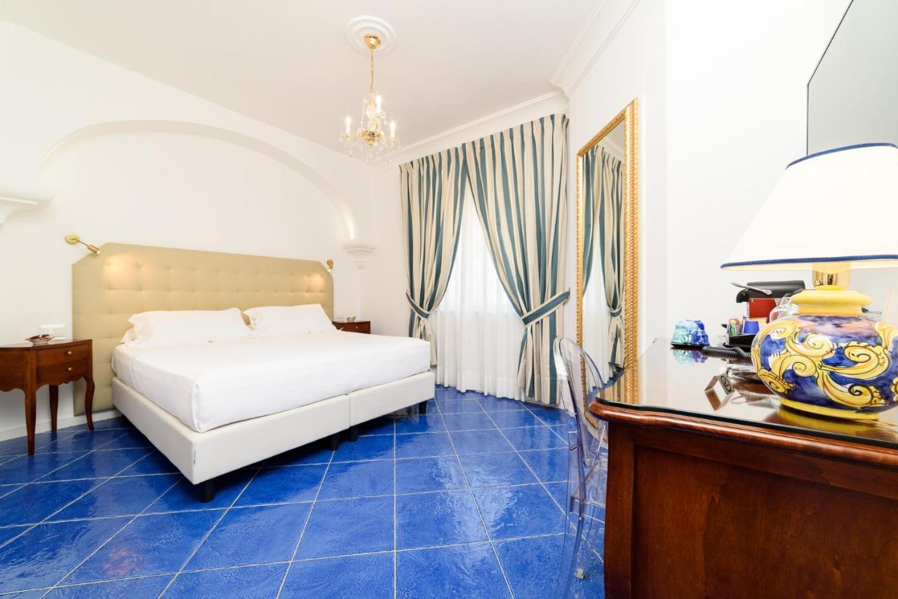 La Casa Di Paolo Casa Di Charme Hotel Marina di Camerota Buitenkant foto